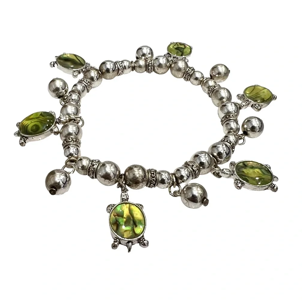 VINTAGE SILVER TONE BEADS & GREEN TURTLE CHARM STRETCH BRACELET